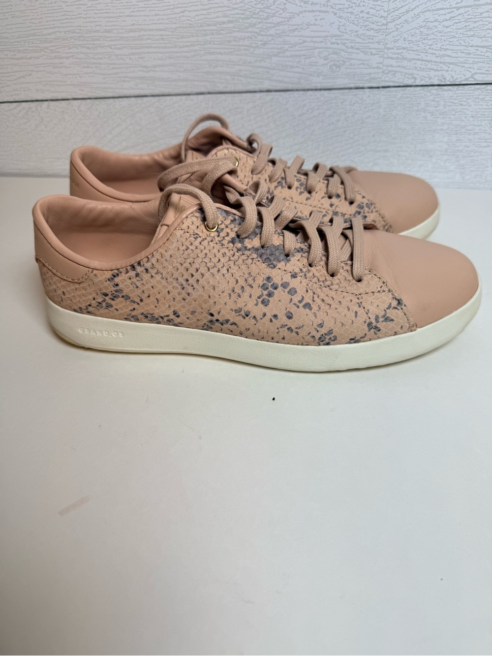 Cole Haan Women’s Grandpro Tennis Sneakers mahogany rose snake print size 9B